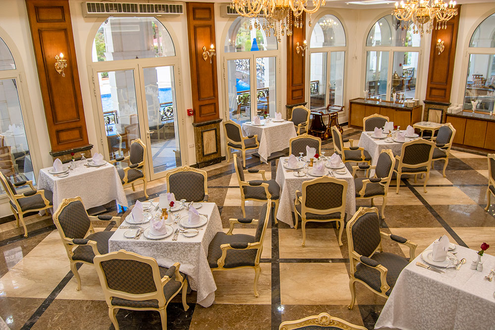 Al Khedewy Restaurant 