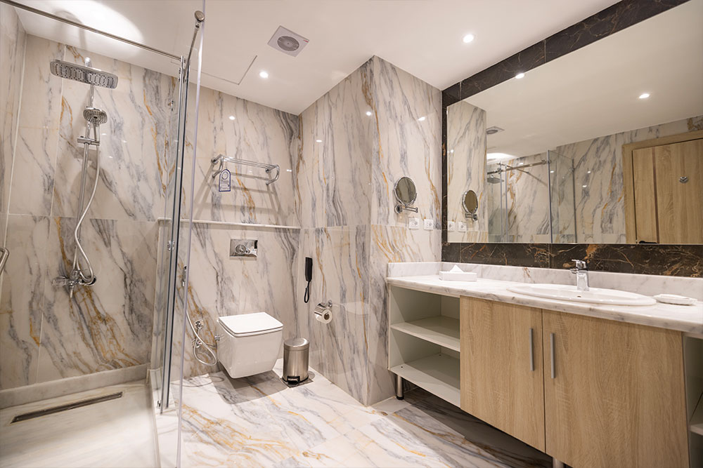 Deluxe Room - Pool View